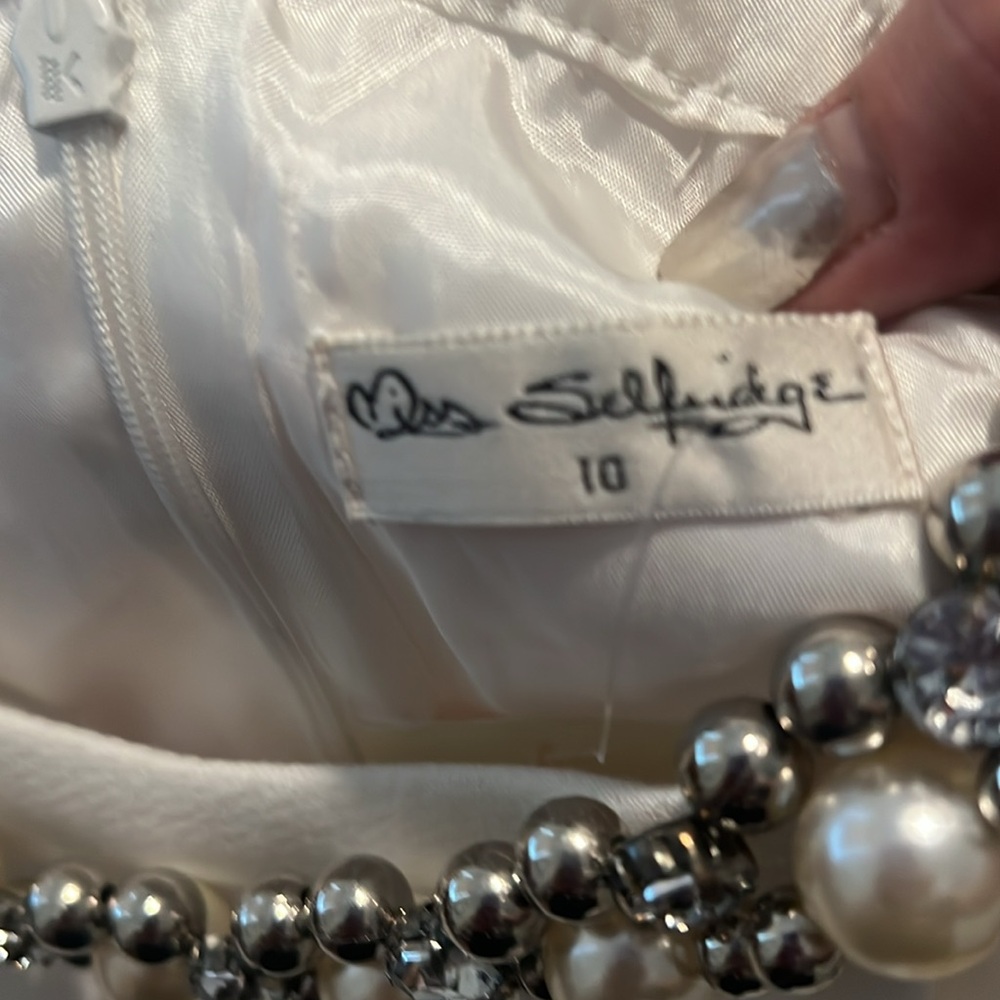 Jumpsuit - Picture 3 of 5